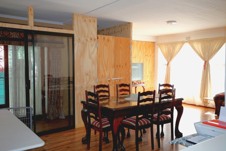 11 Bedroom Property for Sale in Ravensmead Western Cape